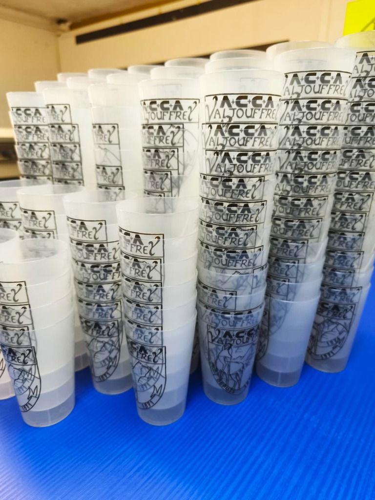 Impression de gobelets Ecocup personnalisés – réutilisables et sur mesure